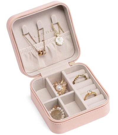 Vlando Travel Jewelry Case - Valentines Day Gifts for Her - Small Jewelry Travel Organizer Box Travel Essentials Gift for Teen Girl Women - Pink