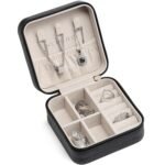 Vlando Travel Jewelry Case - Valentines Day Gifts for Her - Small Jewelry Travel Organizer Box Travel Essentials Gift for Teen Girl Women - Pink